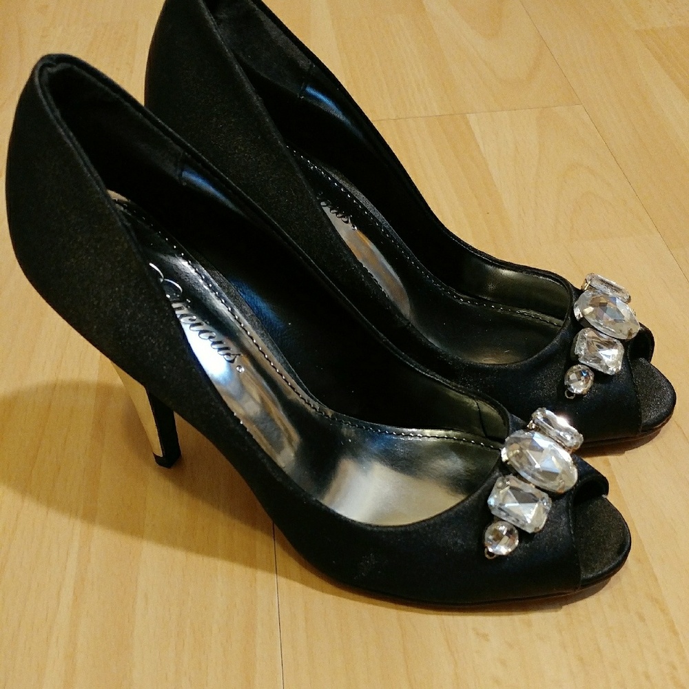 New Black satin Jewel Evening heels 5.5
